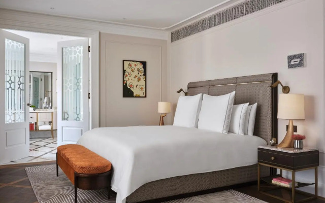 Rosewood Vienna