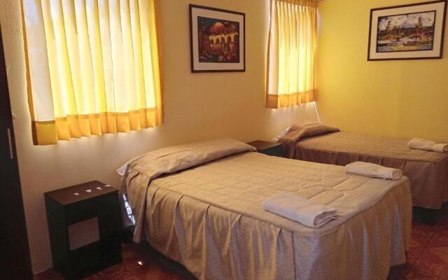 Mango Hostel Bed & Breakfast