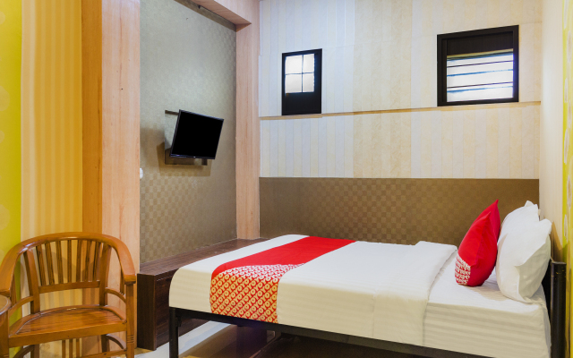 OYO 789 Pelangi Guest House