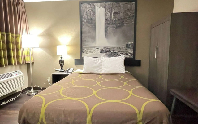 Super 8 by Wyndham Ithaca