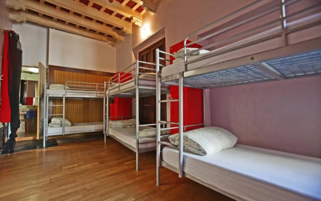 Traveler's Inn Seville
