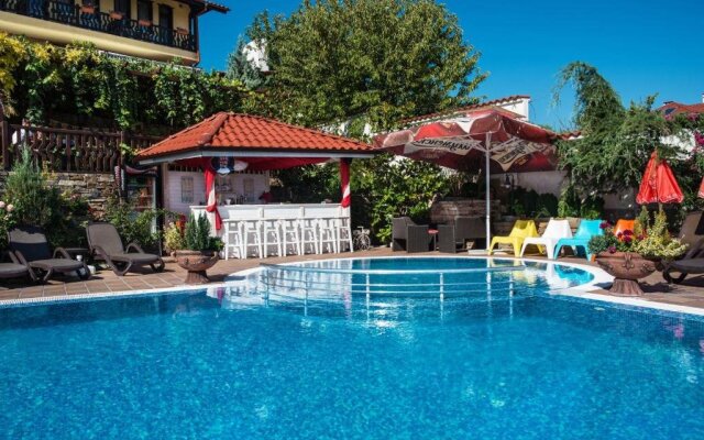 Chiflika Family Hotel