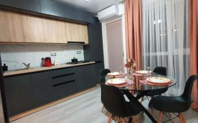 Helin Apartament By Alezzi N10