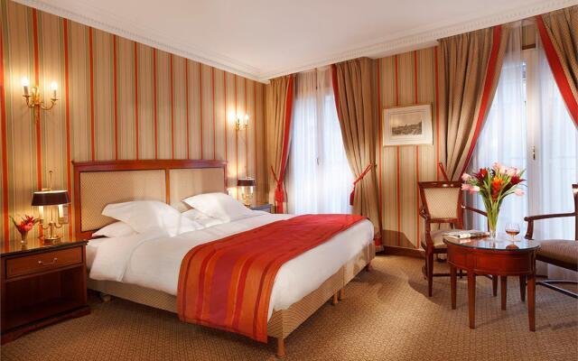 Hotel Rochester Champs Elysees