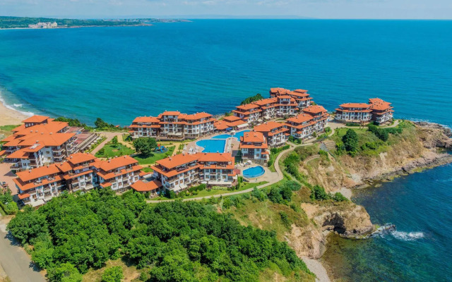 Saint Thomas Holiday Village