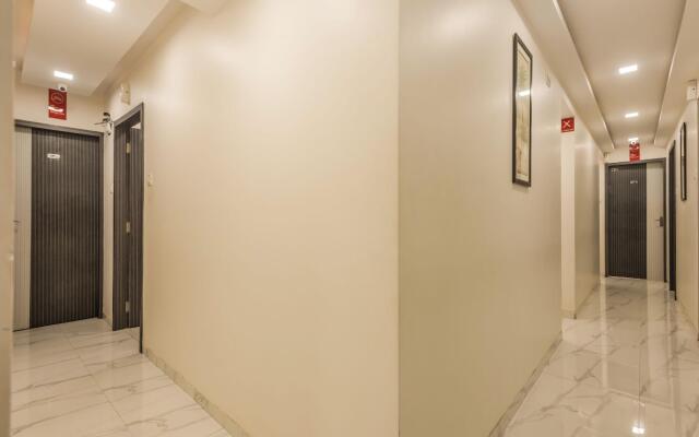 OYO 7407 Hotel Blue Sea