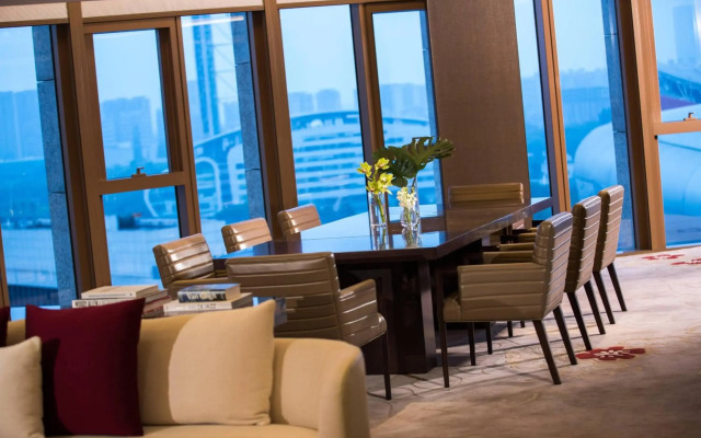 Renaissance Nanjing Olympic Centre Hotel