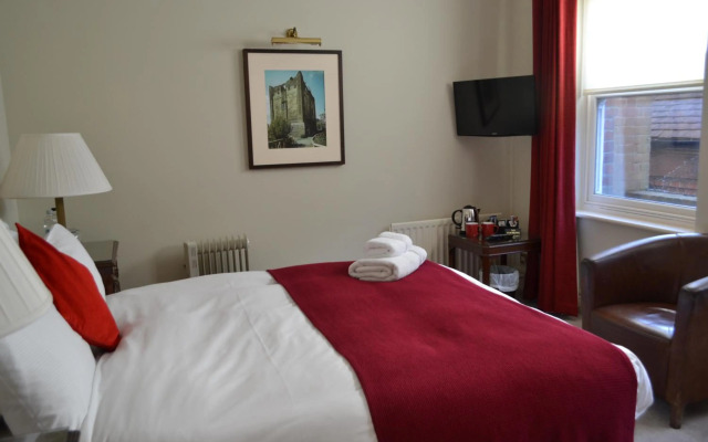 Angel Hotel