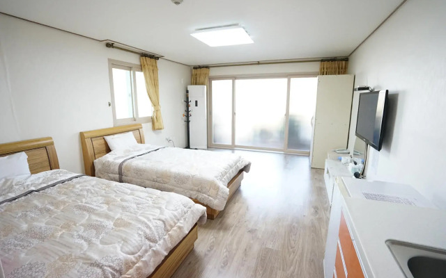 Ebada Hostel