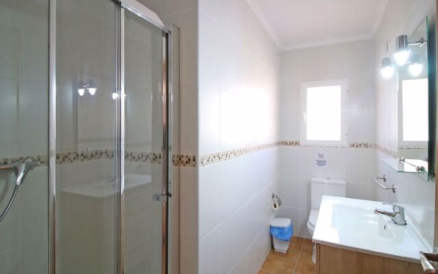 Roma (CLP235)