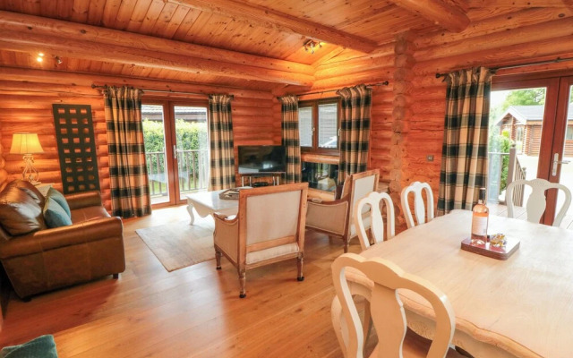 Endeavour Lodge 4