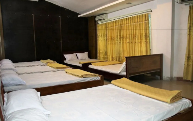 Tung Thu Beach Bungalow