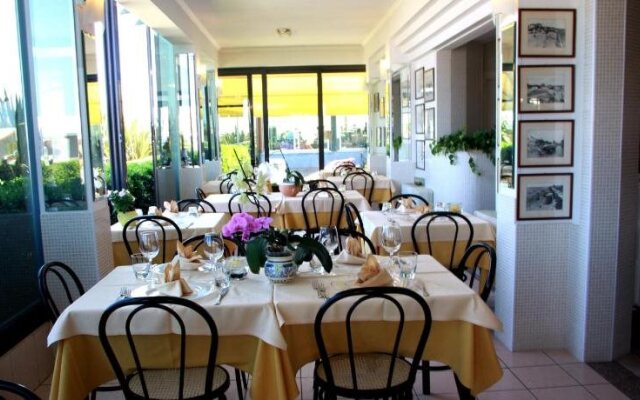 Hotel Angela