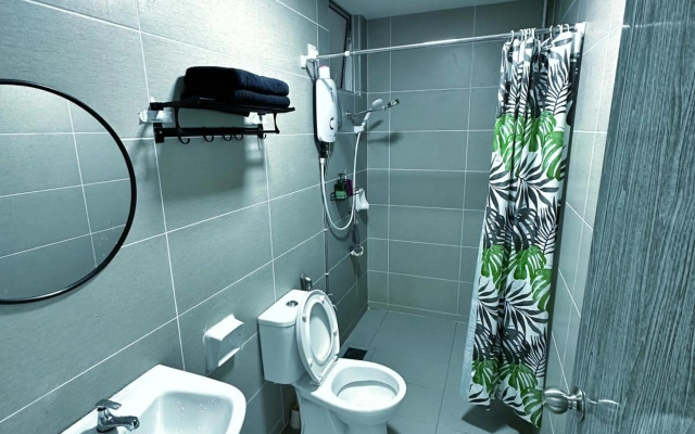 Adelea Homestay MERU