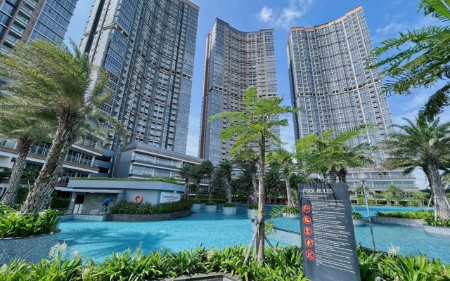 Gold Coast PIK Premium Seaview Apartment