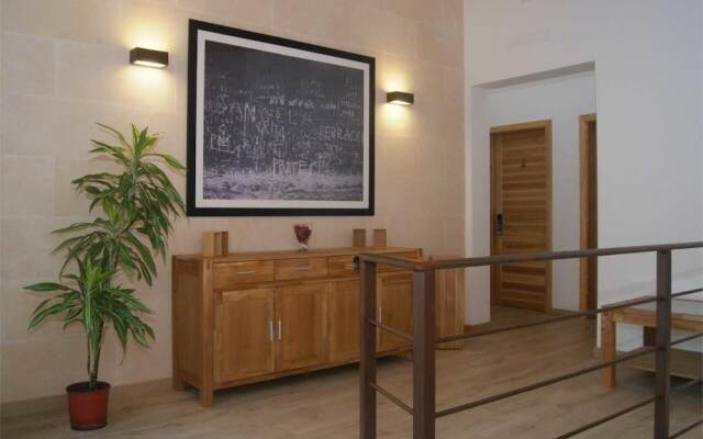 Petit Hotel C'an Mel