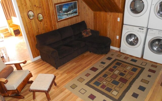 Chalets & appartements Au Chant De La Rivière