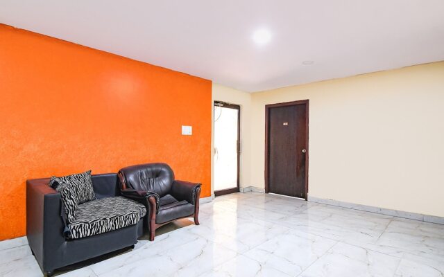 Fabhotel White Palace