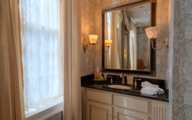 Nesselrod on the New