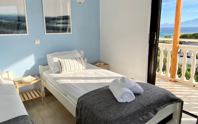Xenios Avlais Apartments