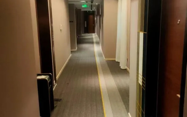 HomeinnsPlus Hotel（Shanghai Pudong International Airport East Station Branch)