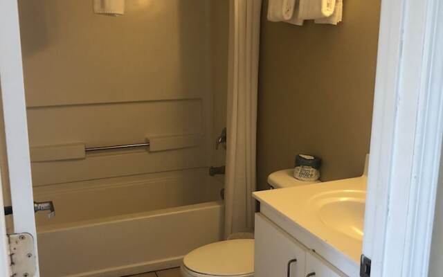 Suburban Extended Stay Hilton Head