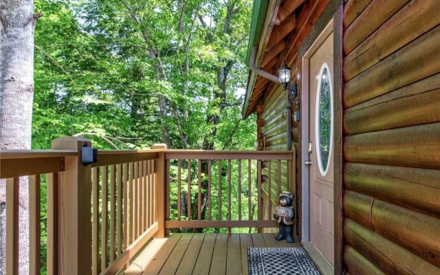 Hibernation Station - Three Bedroom Cabin