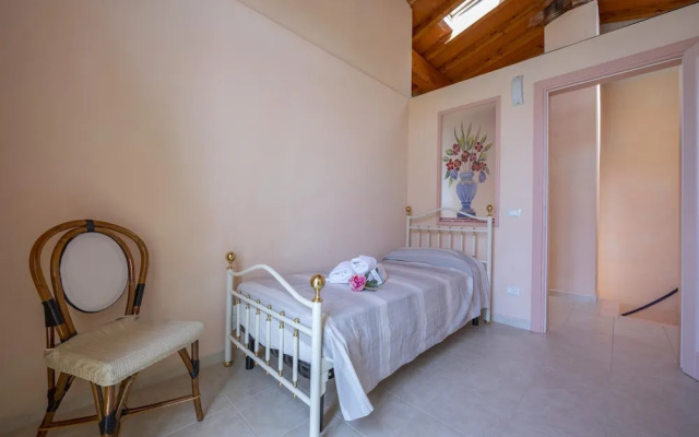 Villa Clara few km From the sea