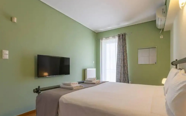 Petralona Dazzling top Floor 2BD AP