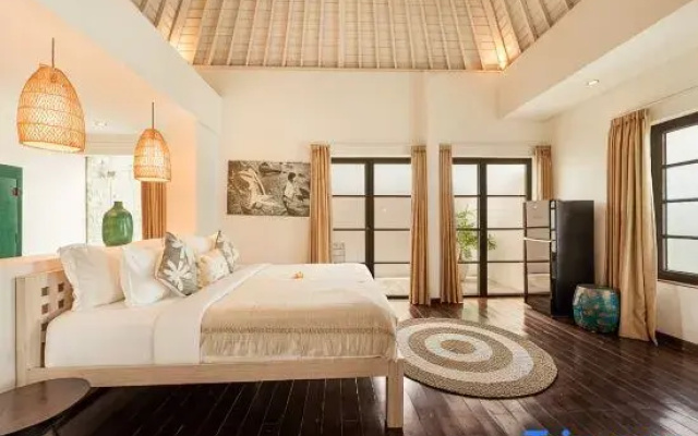 Stylish 3BR Escape, 5 Mins to Seminyak Beach