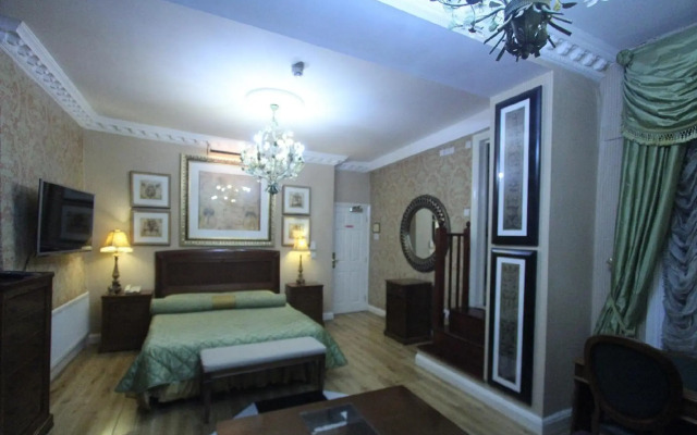 Opulence Boutique Hotel