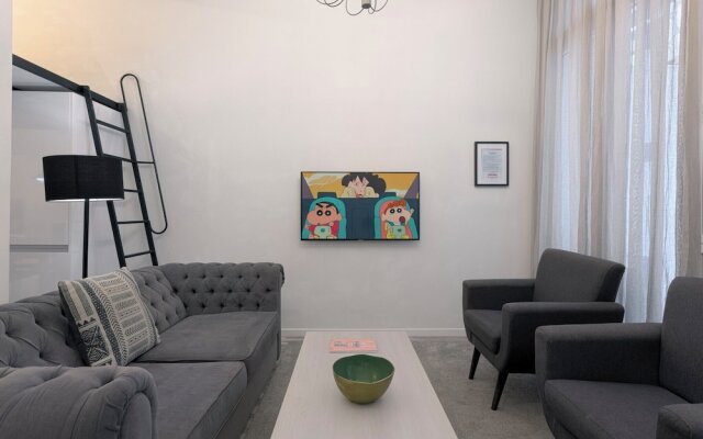 Fresh Velazquez Apartments