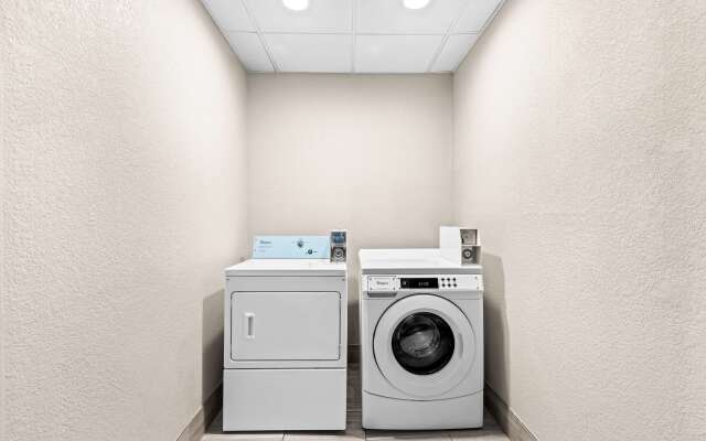 Best Western Ottumwa Inn & Suites