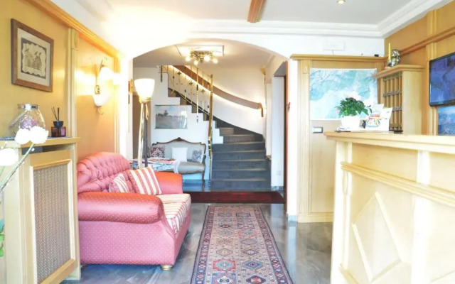 Hotel Karin