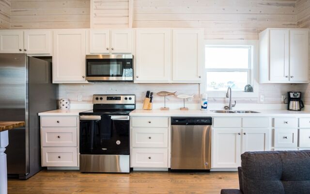 Driftwood Delight 2 Bedroom Home