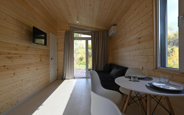 Река и Песок