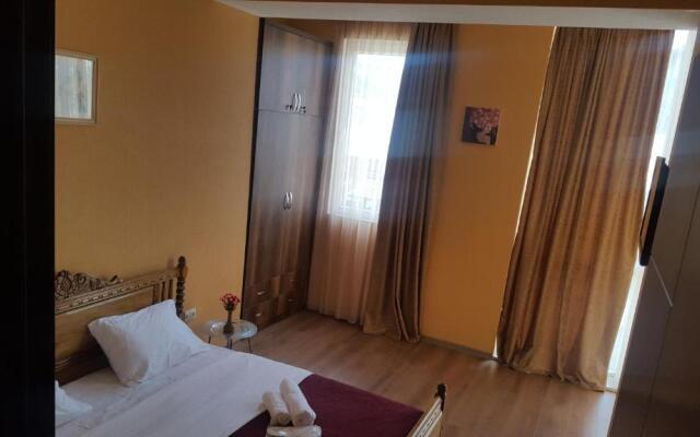 Fantaflat Old Tbilisi Apartment