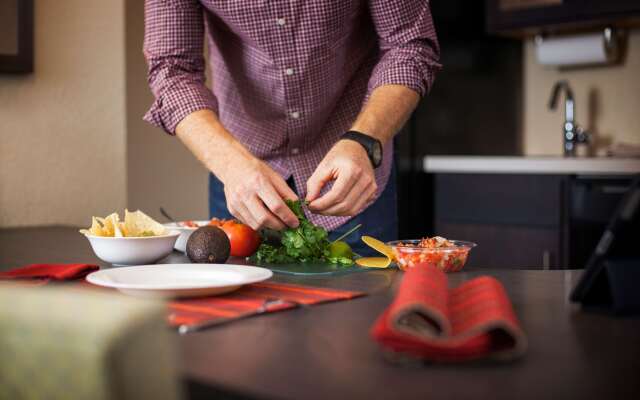 Sonesta Simply Suites Detroit Southfield