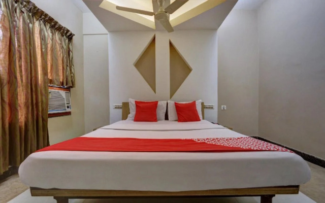 Shambhavi Hotels By OYO Rooms