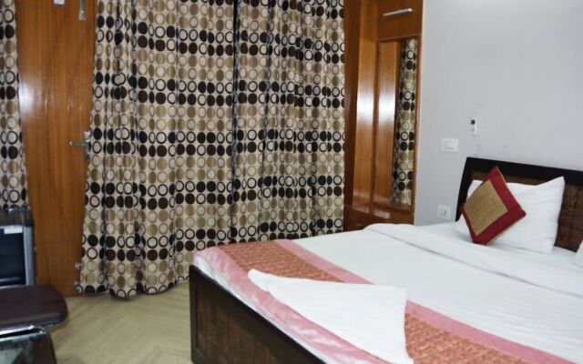 Maxfort Hospital Apartment