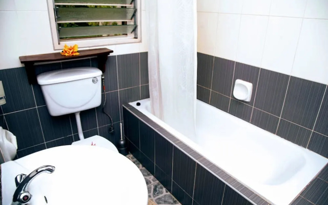 Lush Gardens Apartment 2