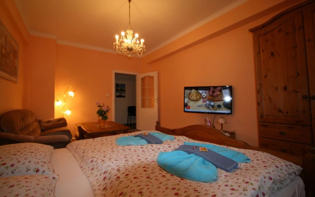 Apartment No. 7 Horova 8