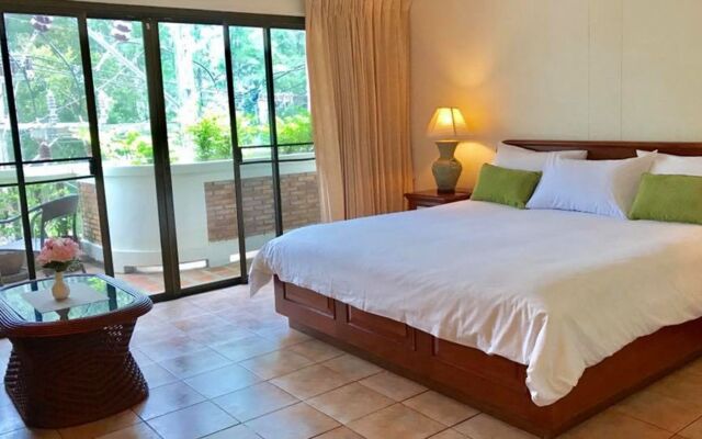 Surin Bay Inn
