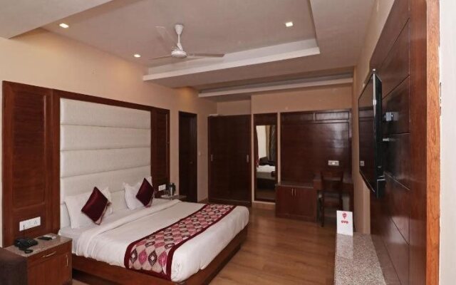 Hotel Basera