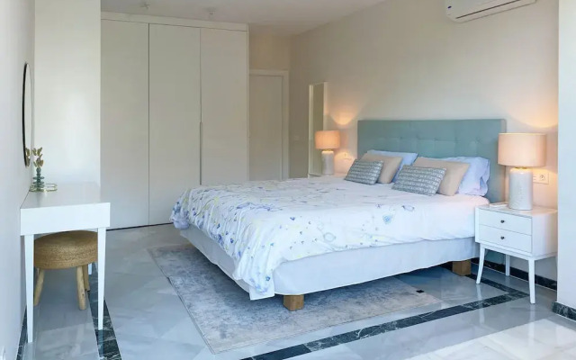Fantastic Apartment 2 Minutes Walk From The Beach