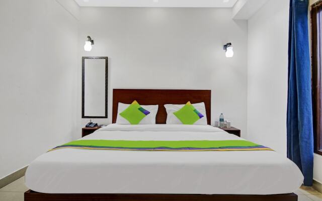 OYO Townhouse 80033 Noida Grand