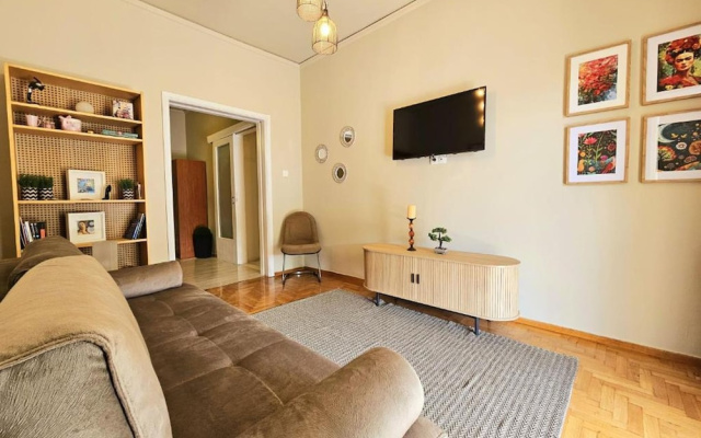 El Prestige Apartment - Athens Town
