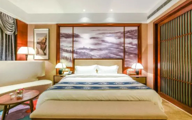 Duyun Maojianli Hotel (Qinhan Film City)