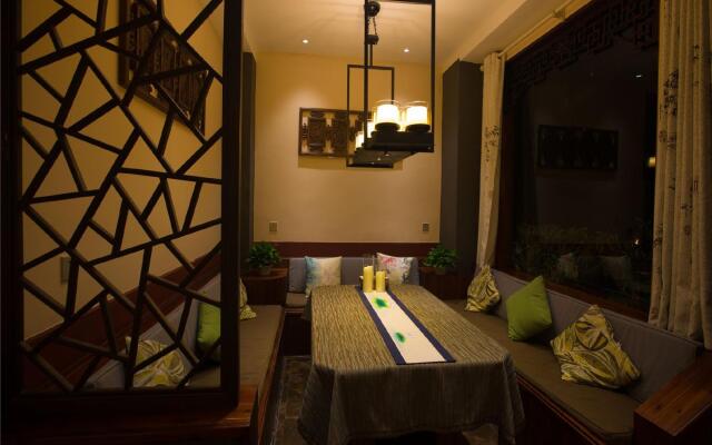 Yangshuo Village Retreat