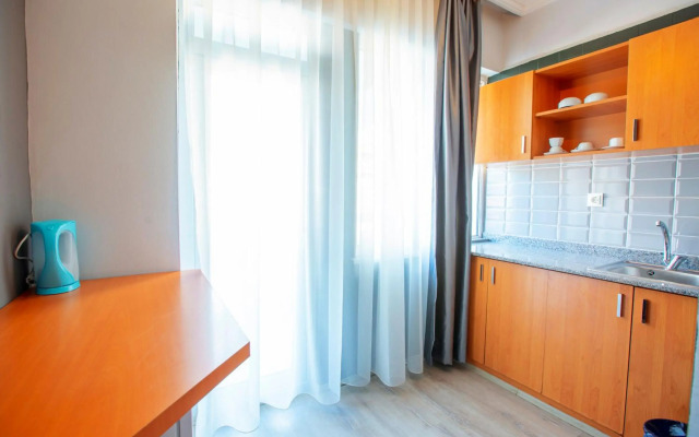 HMA Hotel & Suites